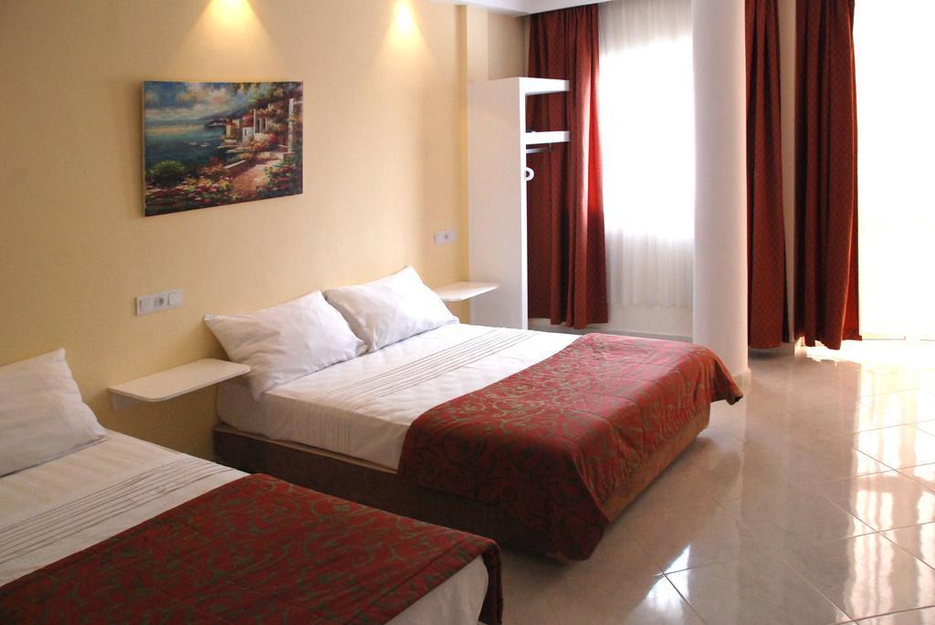 Azayla Hotel Asilah Buitenkant foto