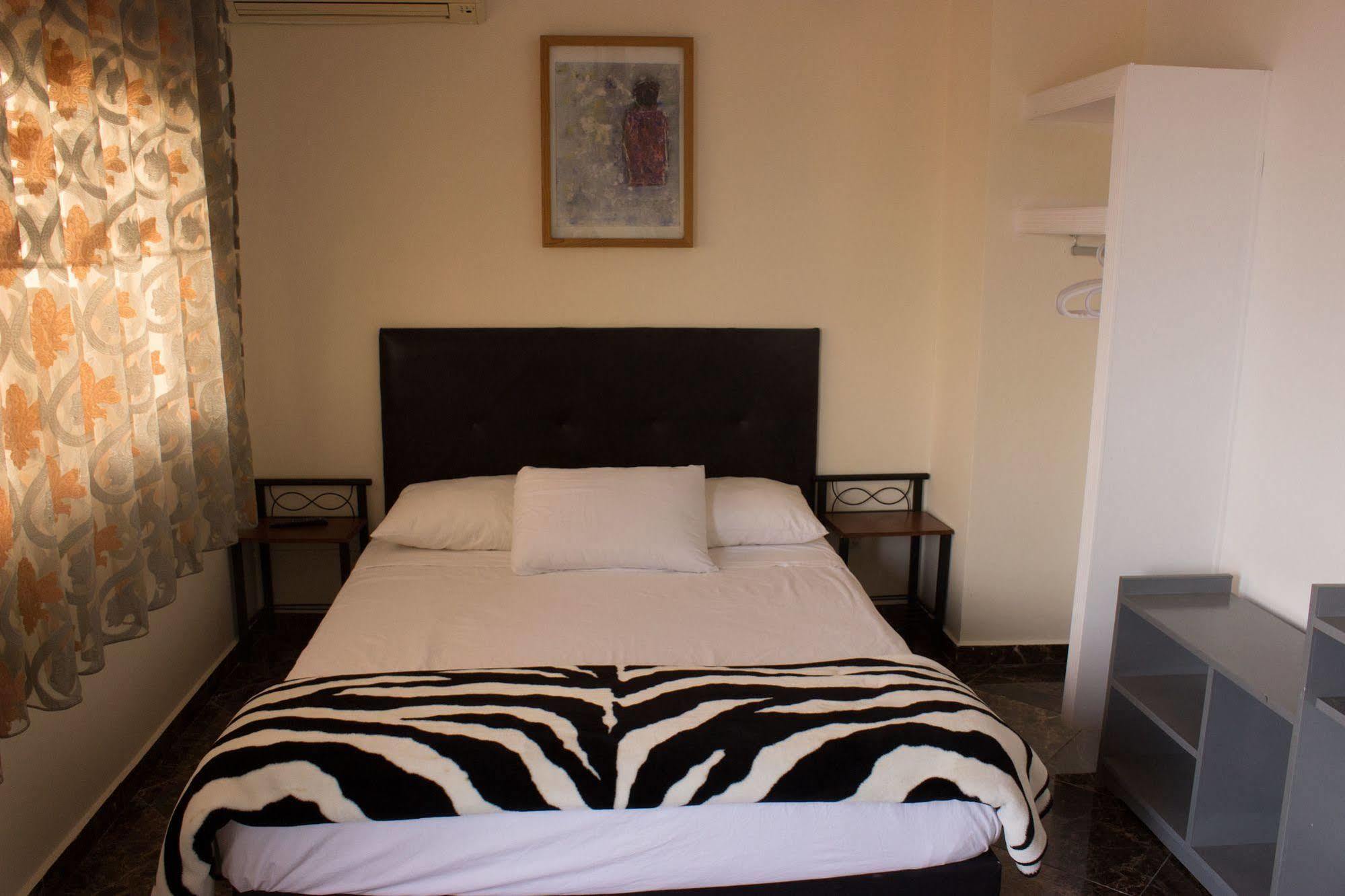 Azayla Hotel Asilah Buitenkant foto