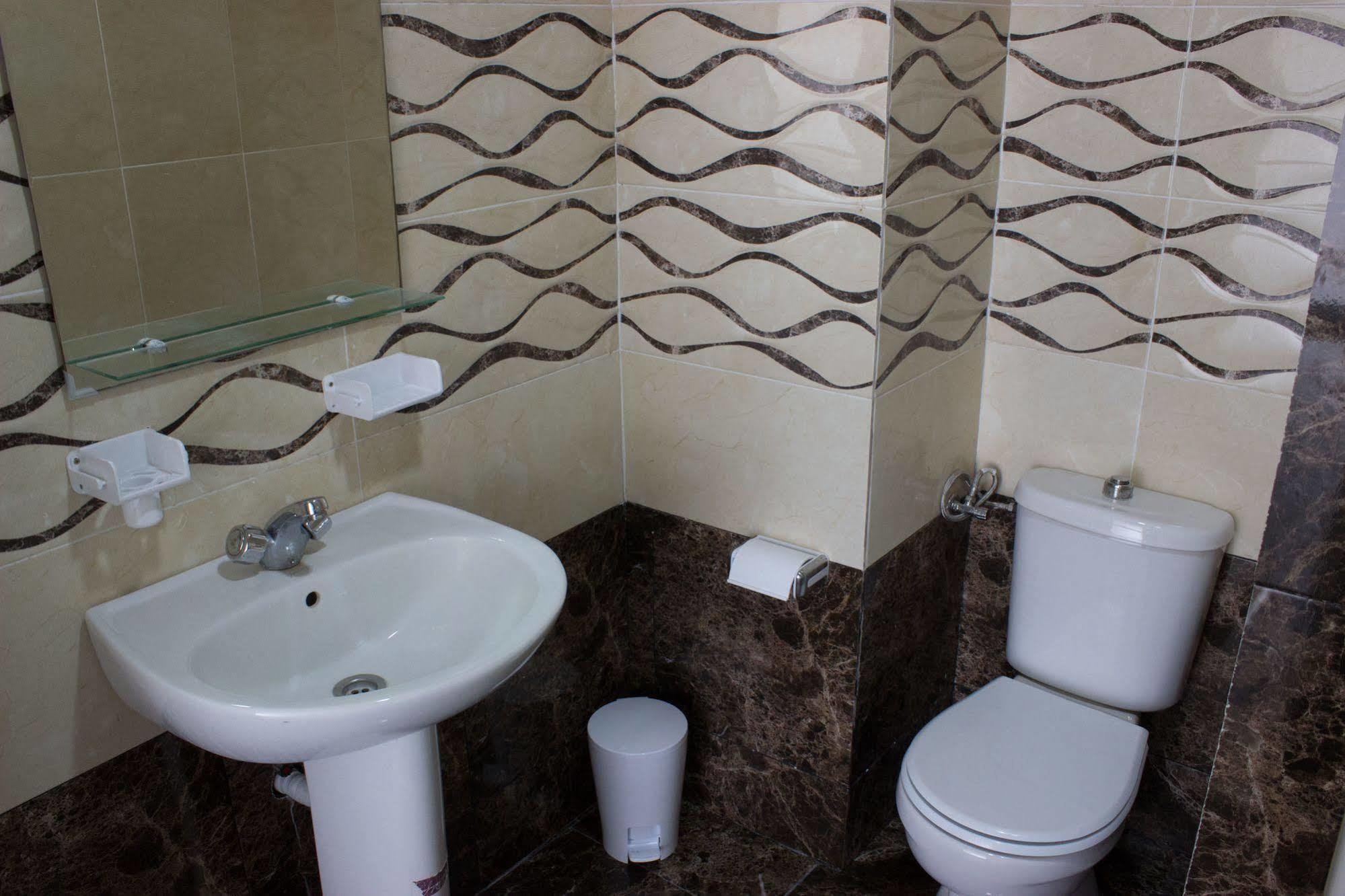 Azayla Hotel Asilah Buitenkant foto
